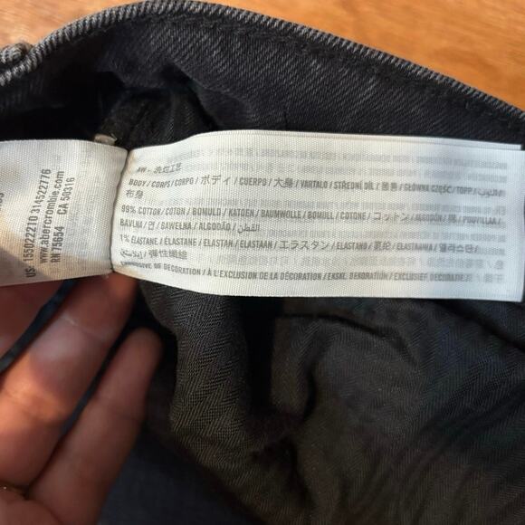 Abercrombie & Fitch The 90’s Straight Ultra High Rise Jeans Size 35 Short - Picture 4 of 6